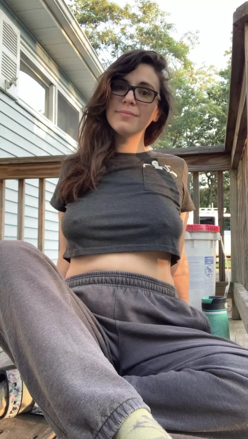 If I was your neighbor, would you come join me for ☕️✌️🤪 (36) posted by axisallatilt