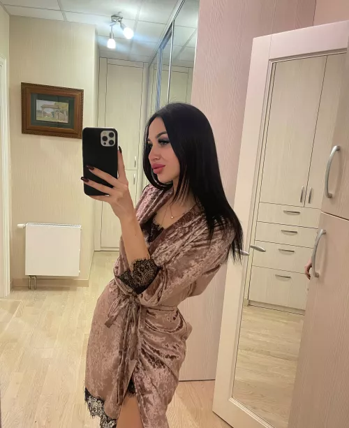 I'm so bored alone in this house by DerivedKursk