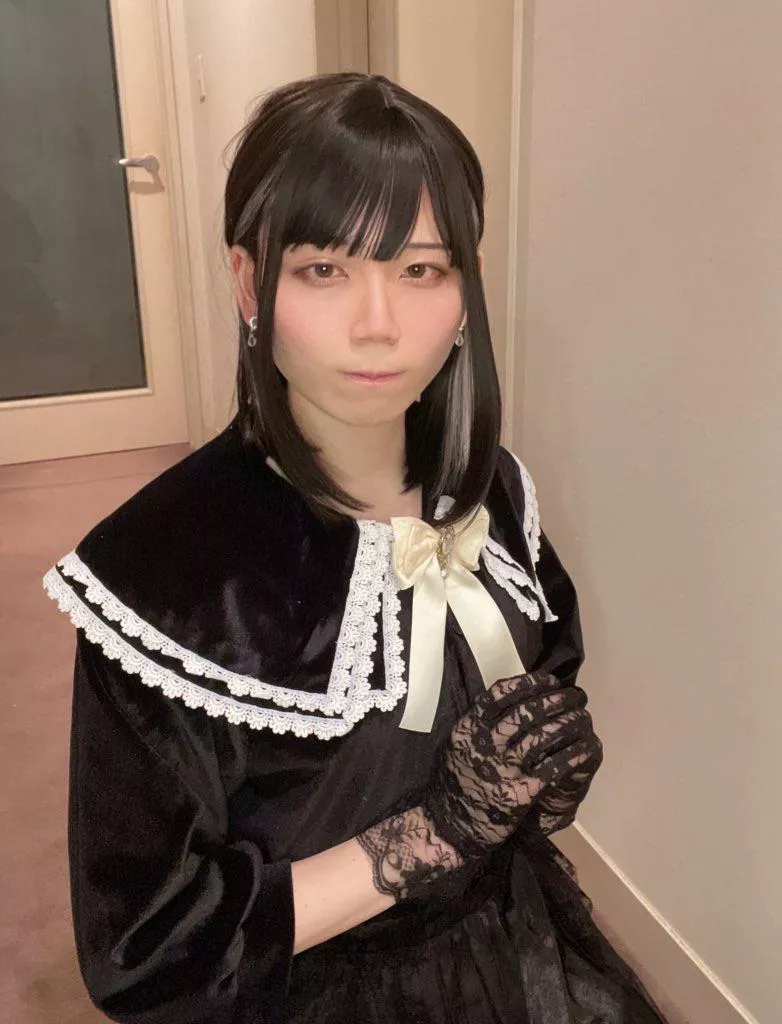 Light Gothic & Lolita posted by AsianSun4693