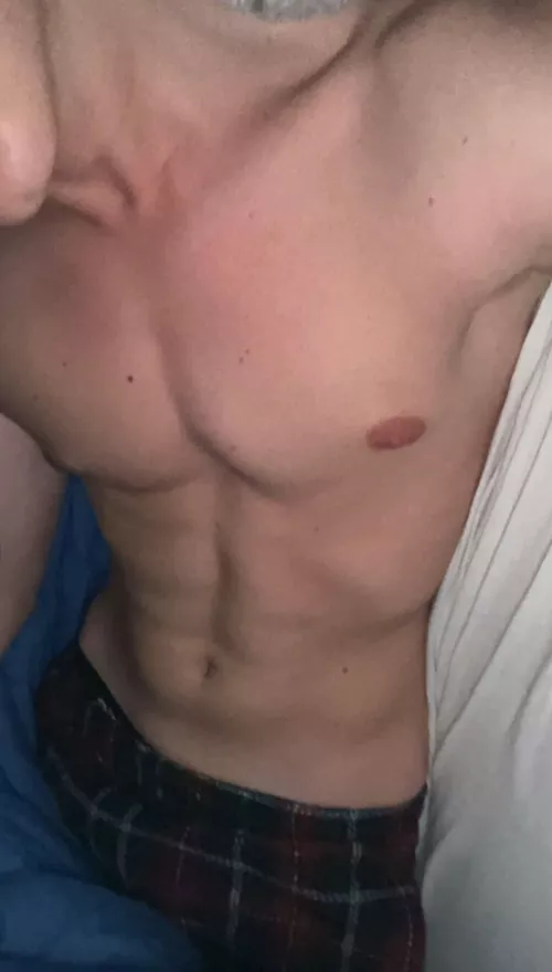 Love licking abs, feet, armpits, getting spit at, worship... by swimboy_99