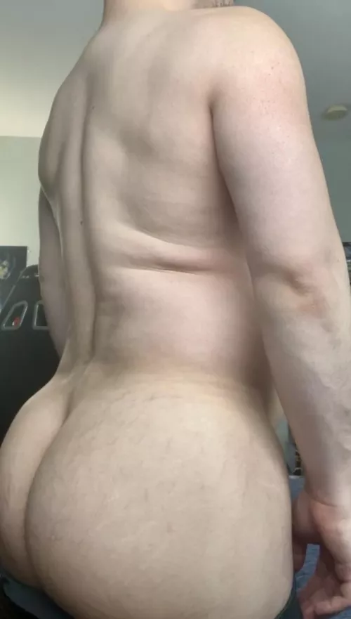 Lowered the jockstrap to show you how curvy my ass is by casscagex