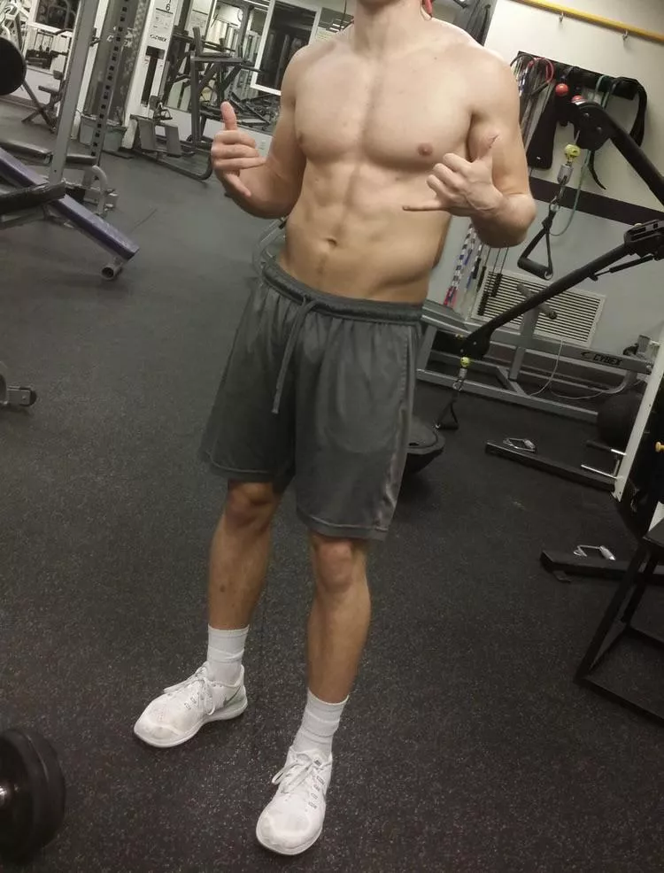 (M) 20 thoughts? posted by jjjjjjjjjboy7502