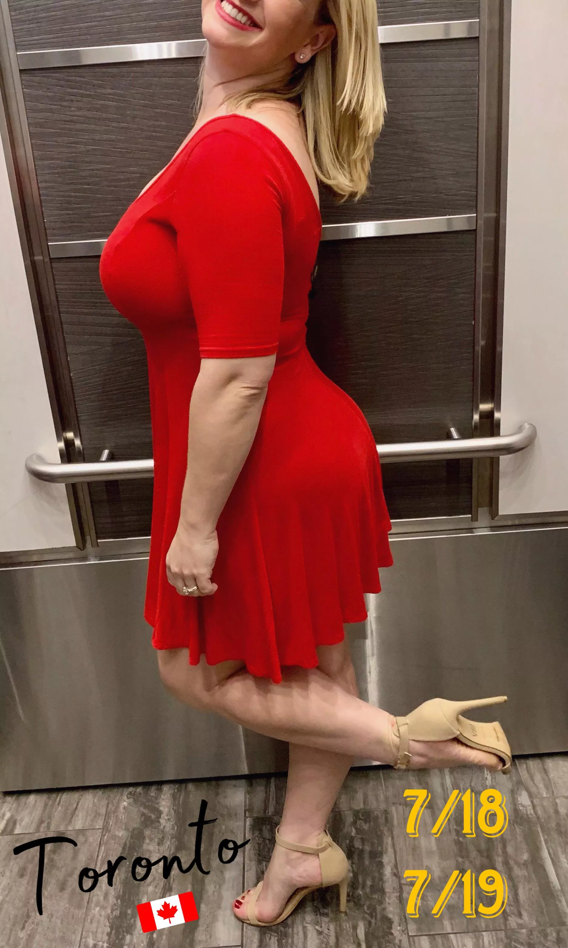 Meet me in Toronto on 7/18-19 💕 posted by FloridaHotwifeLiz