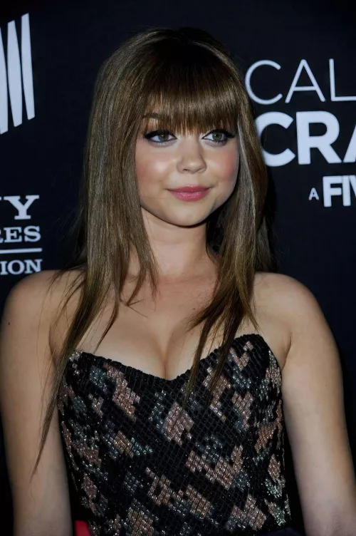 Sarah Hyland by fazle321