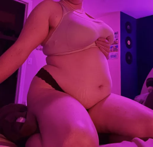 Since I haven’t posted in a while 🤭I gained some weight tho🙃🥰 by Yummy_mix99