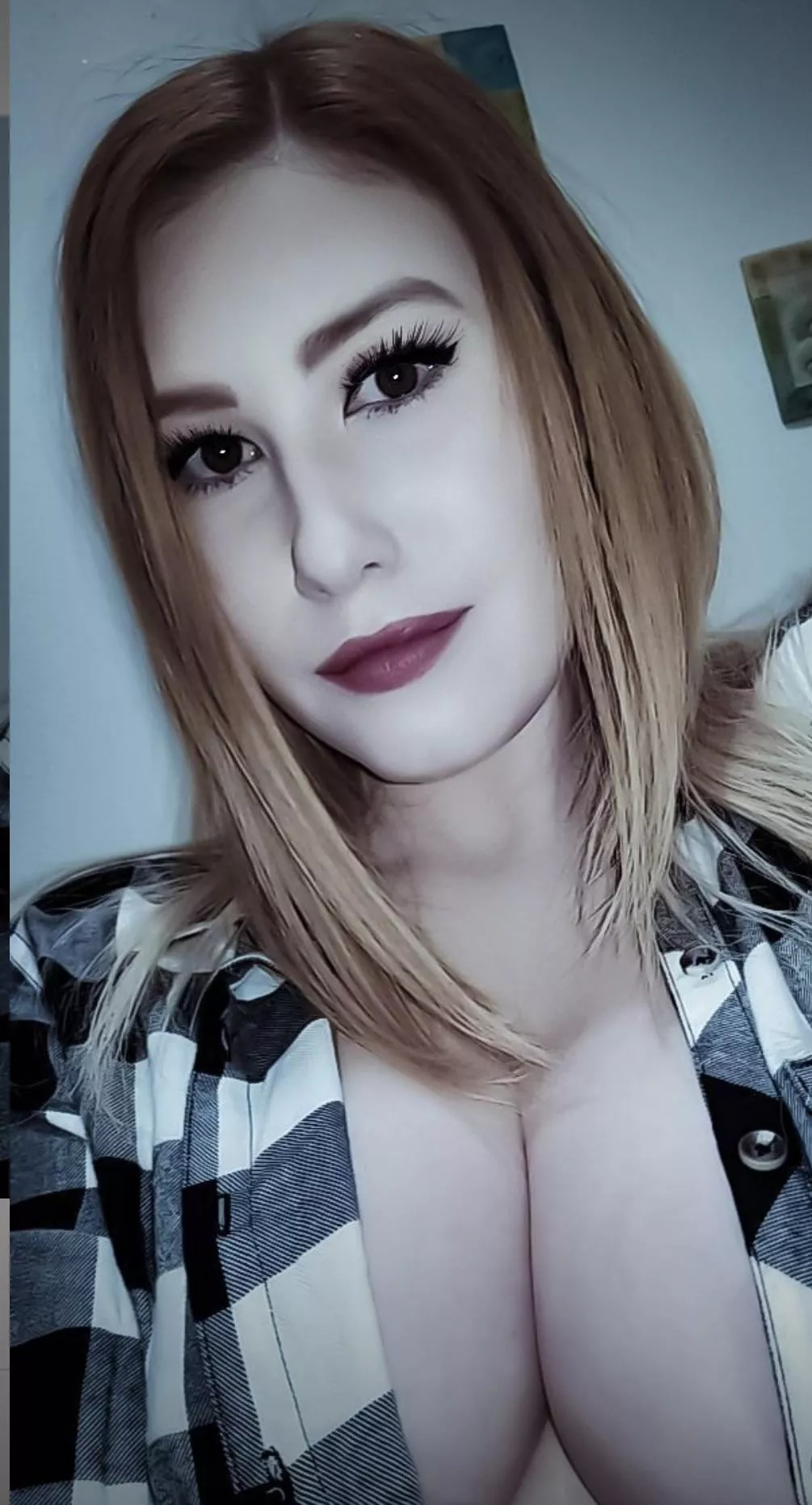 Unload your cum in my massive tits posted by zack7688