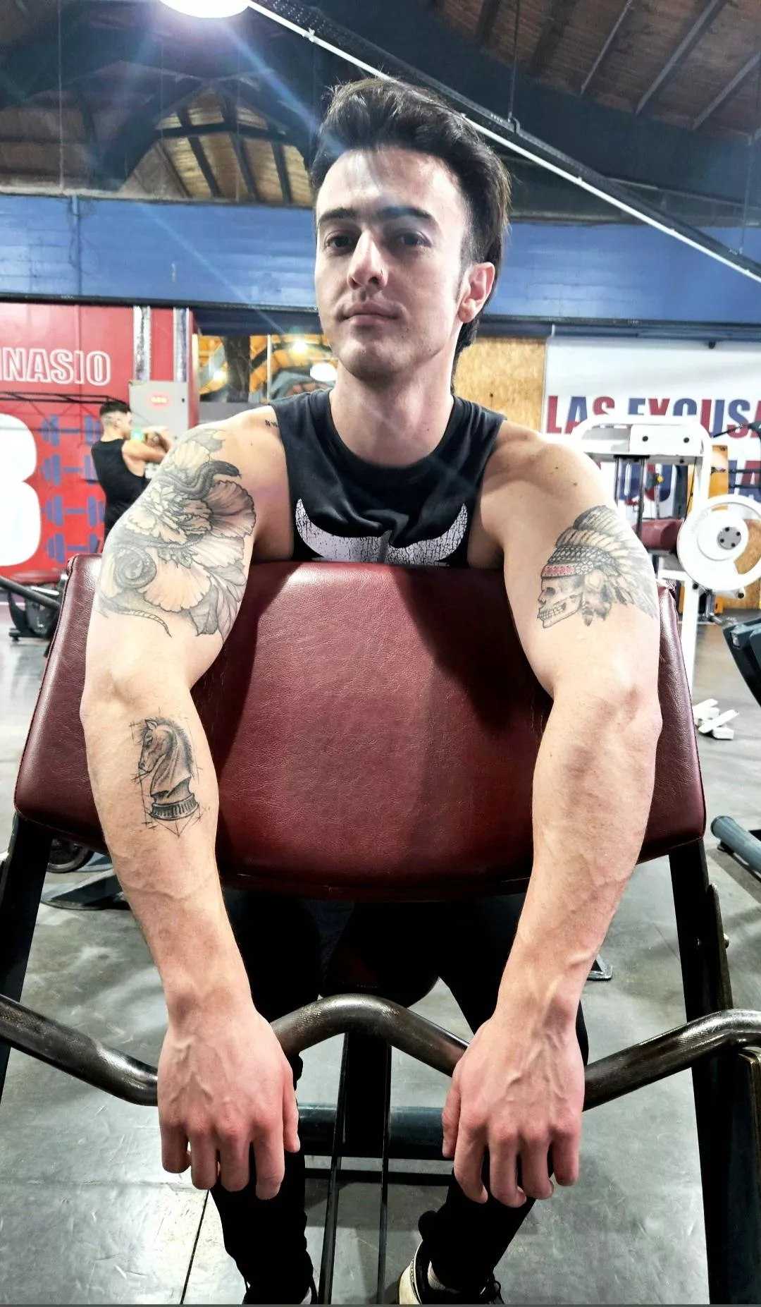 Well I don't know if this pic is good enough 🙈 posted by Powerful_Maybe_9304