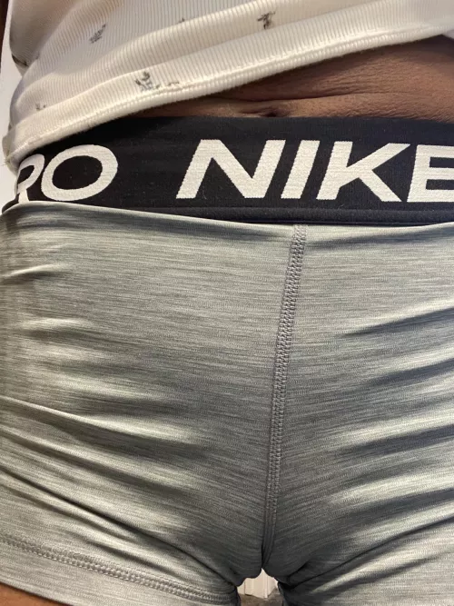 Wow such a pretty camel toe!!😍😋 by His_lose