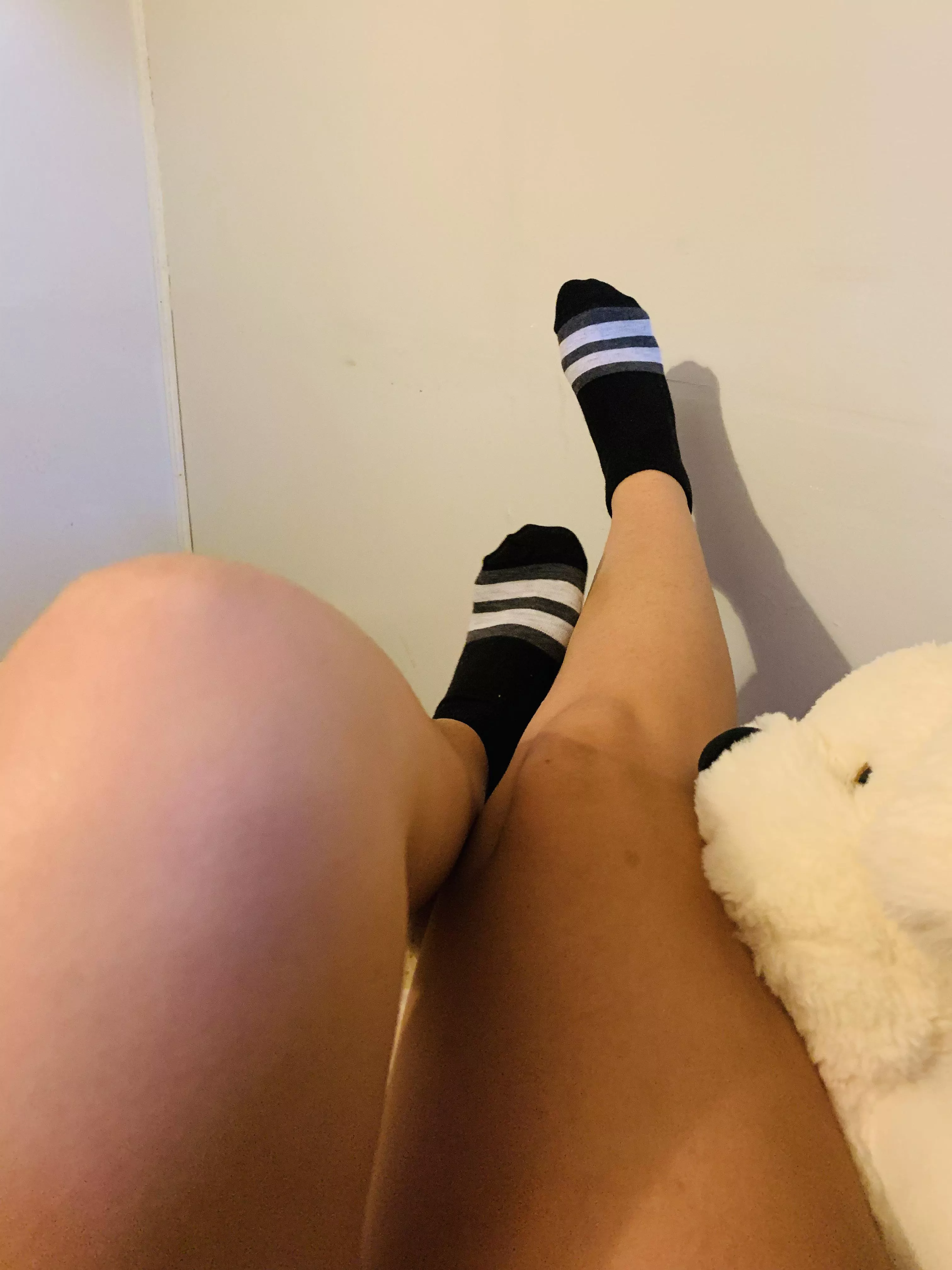 you’d love to put these in your mouth [selling] [US] posted by itsbritneyyy