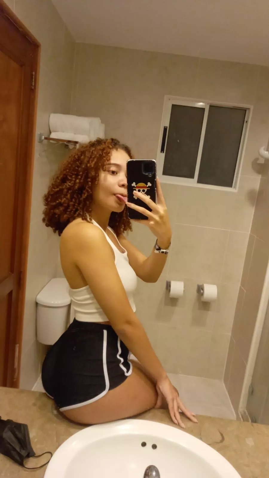 19 yr old Latina 😋 posted by NickyPersici