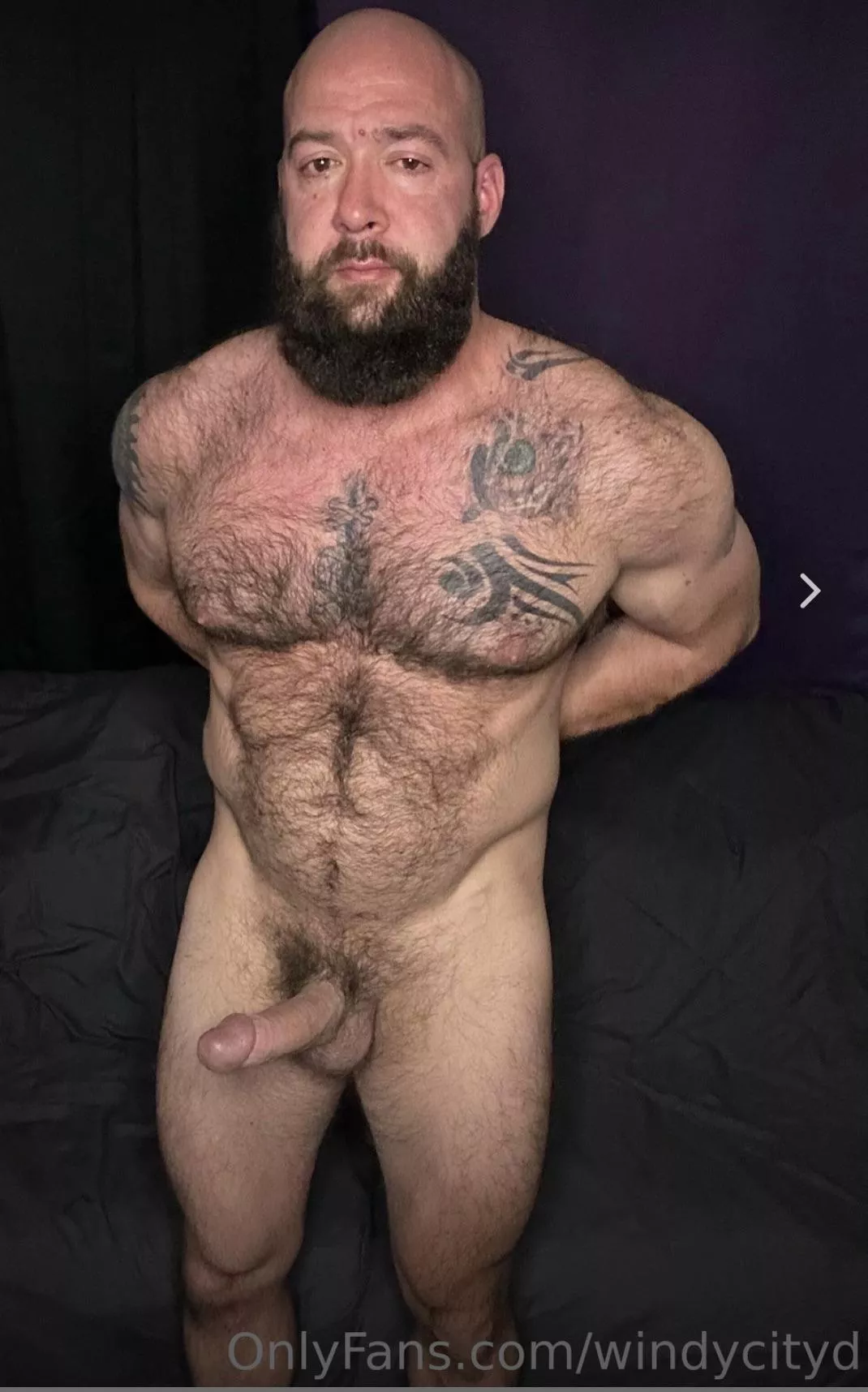 210 pounds of thrusting this cock inside of you posted by Windycitydxxx