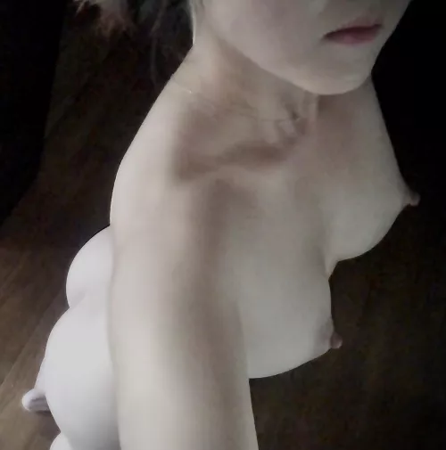 25F 52kg 158cm by angelic1004