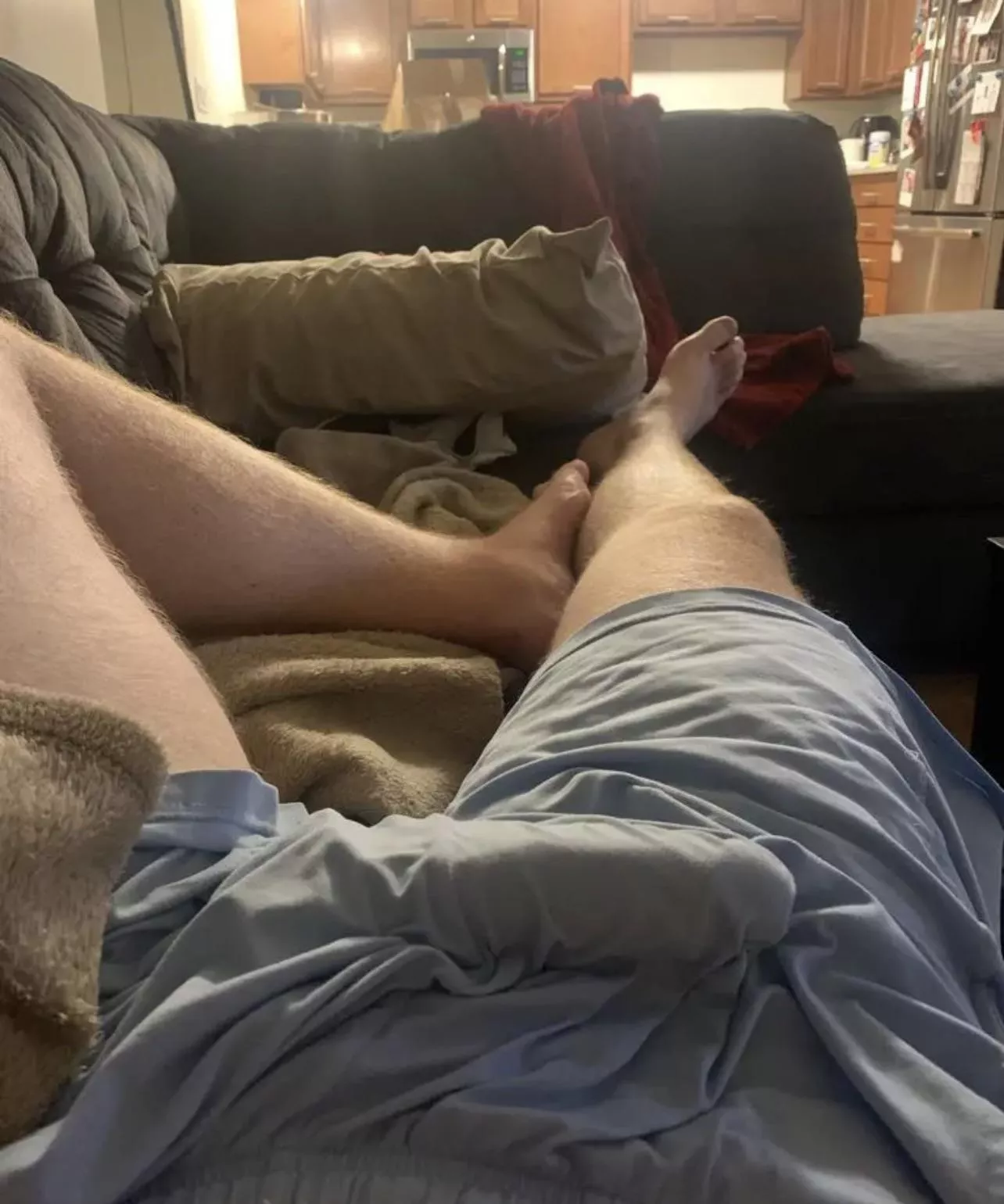 [28]— 5’10, in-shape, ex hockey player and like talking to other athletic, hung, and chill dudes. Locker room fantasies, fellow bi-curious dudes, or guys who just like showing off are all hot too posted by curious817