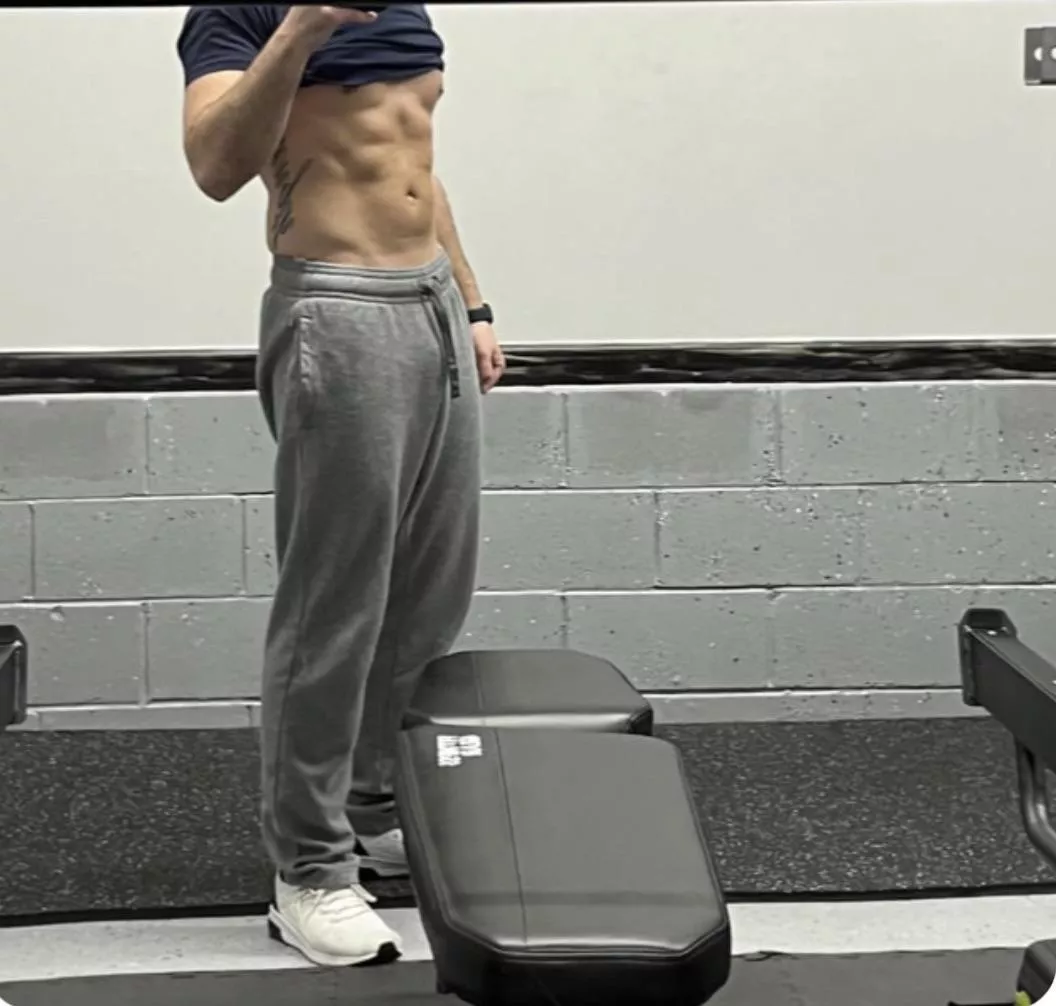 Anyone need a hu[m]p day spotter? 🍑 posted by Fit_Advertising8975