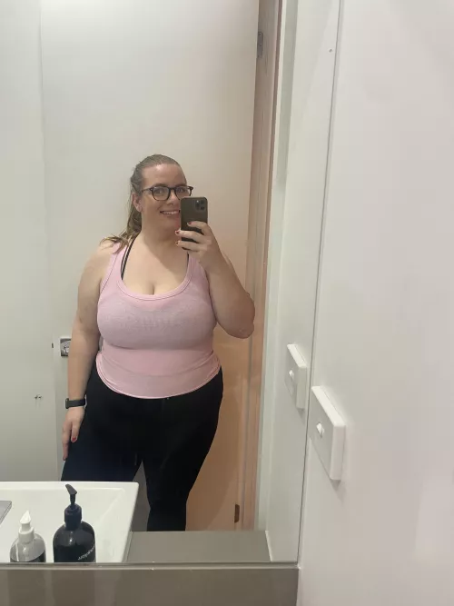 Before my workout tonight by Hayleycurvy