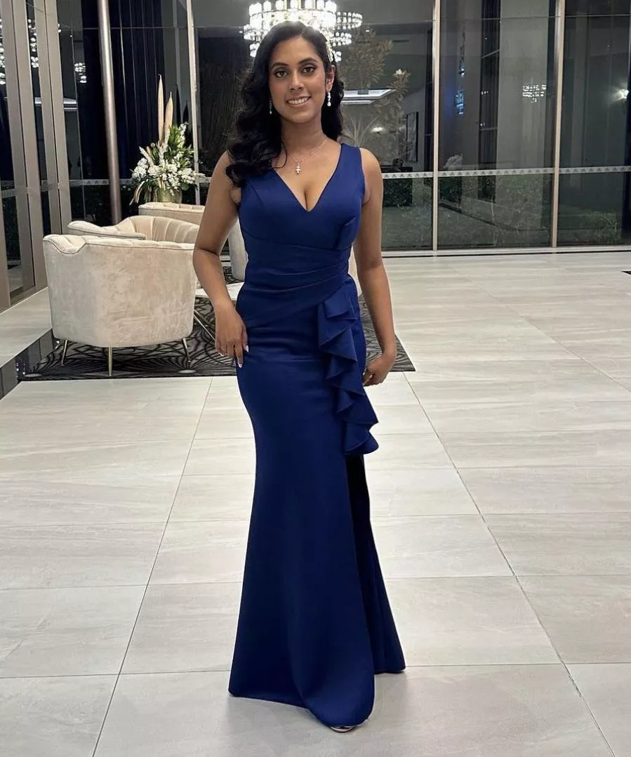 Classy Senara posted by Professional-Ant8432