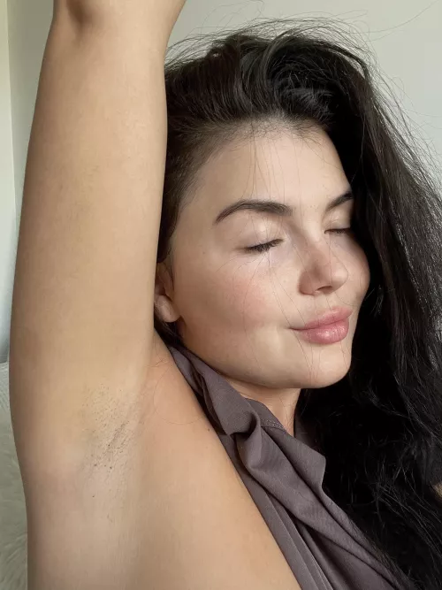 Clean and smooth for you by Sarahbaileyy