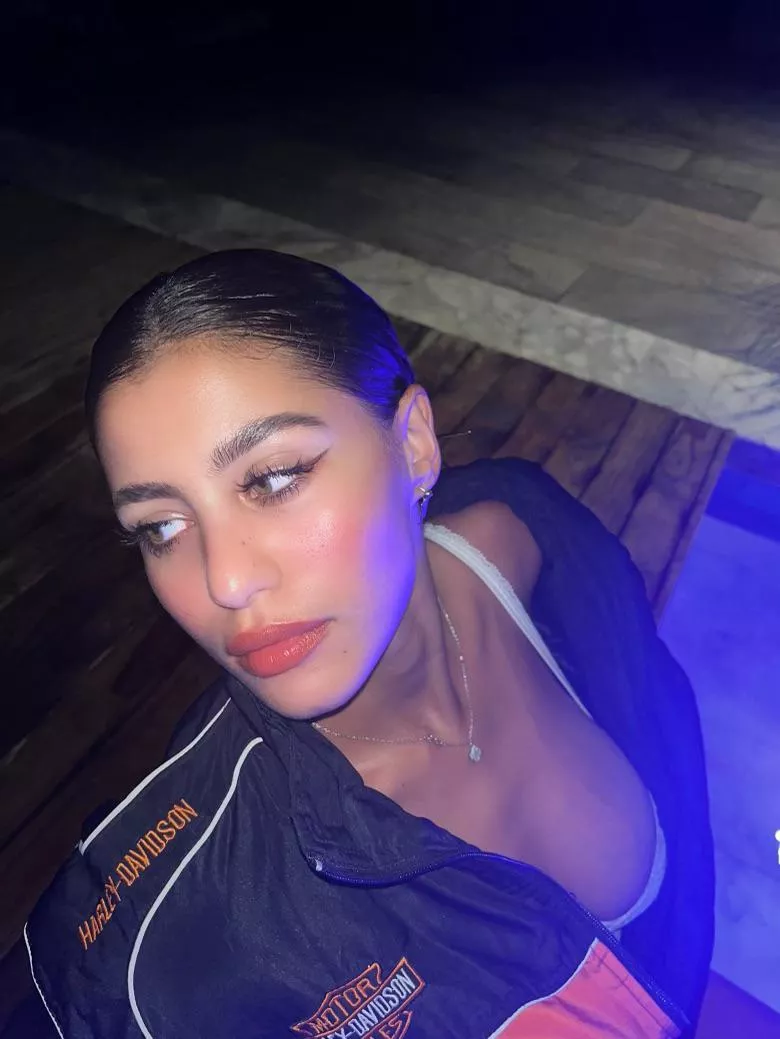 Do you like Egyptians 😏 [18f] posted by fond_breadth