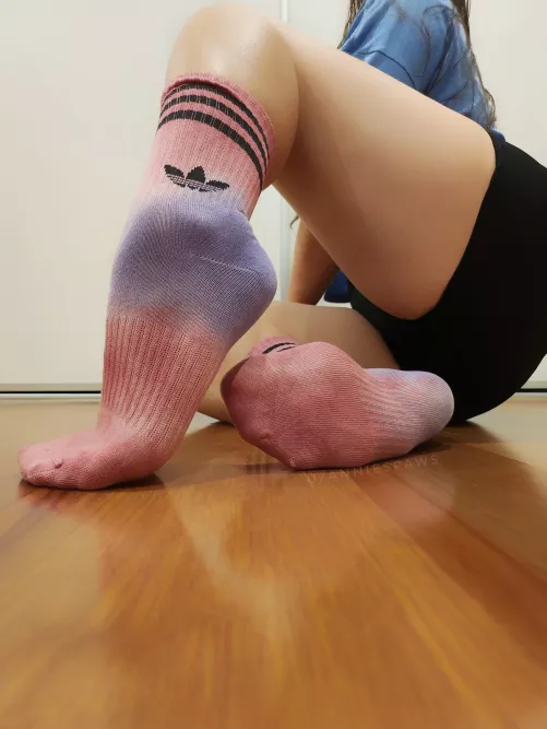 Do you like my pretty arches? by AnniesPaws