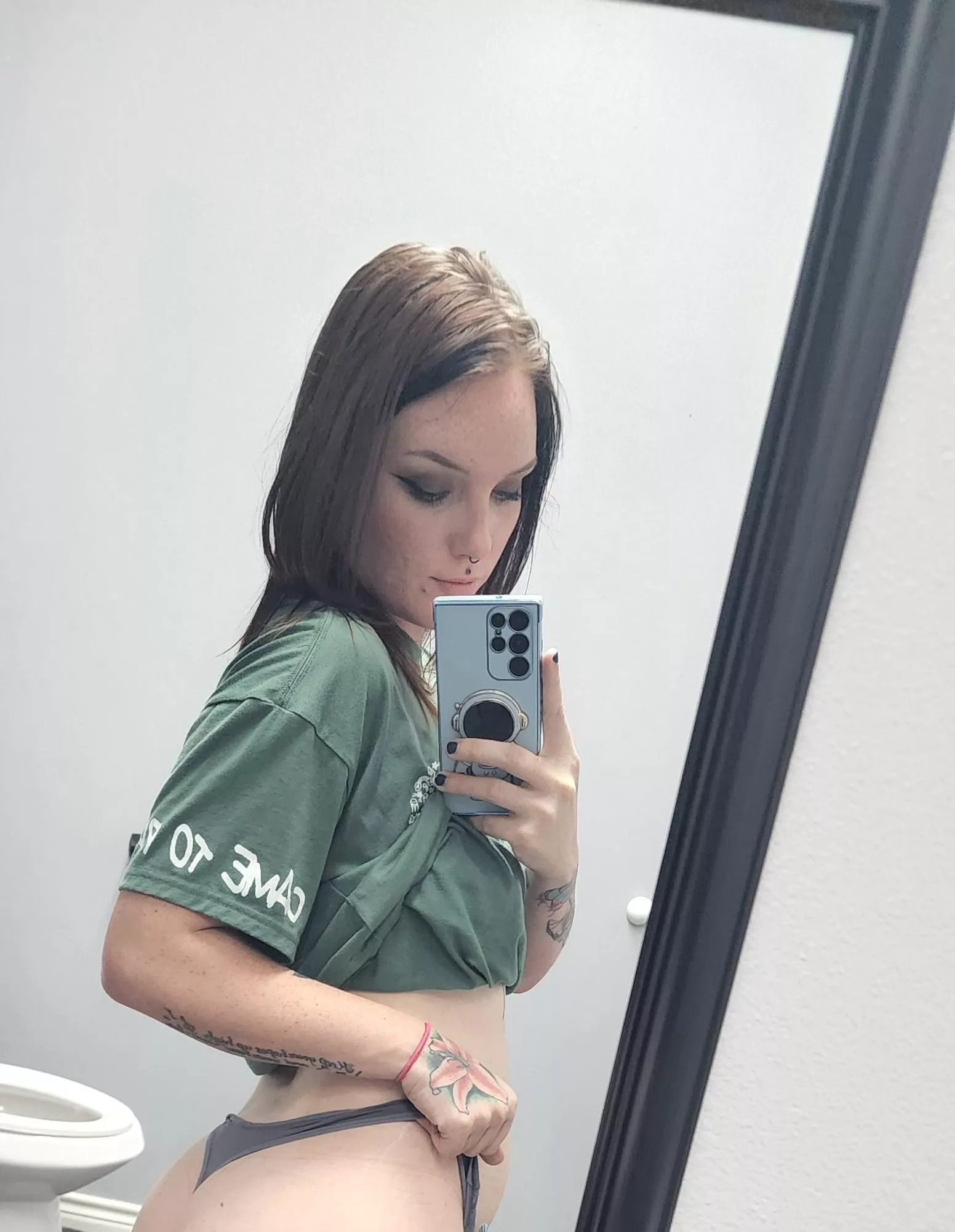 (F) just teasing you hunn posted by vile-bby