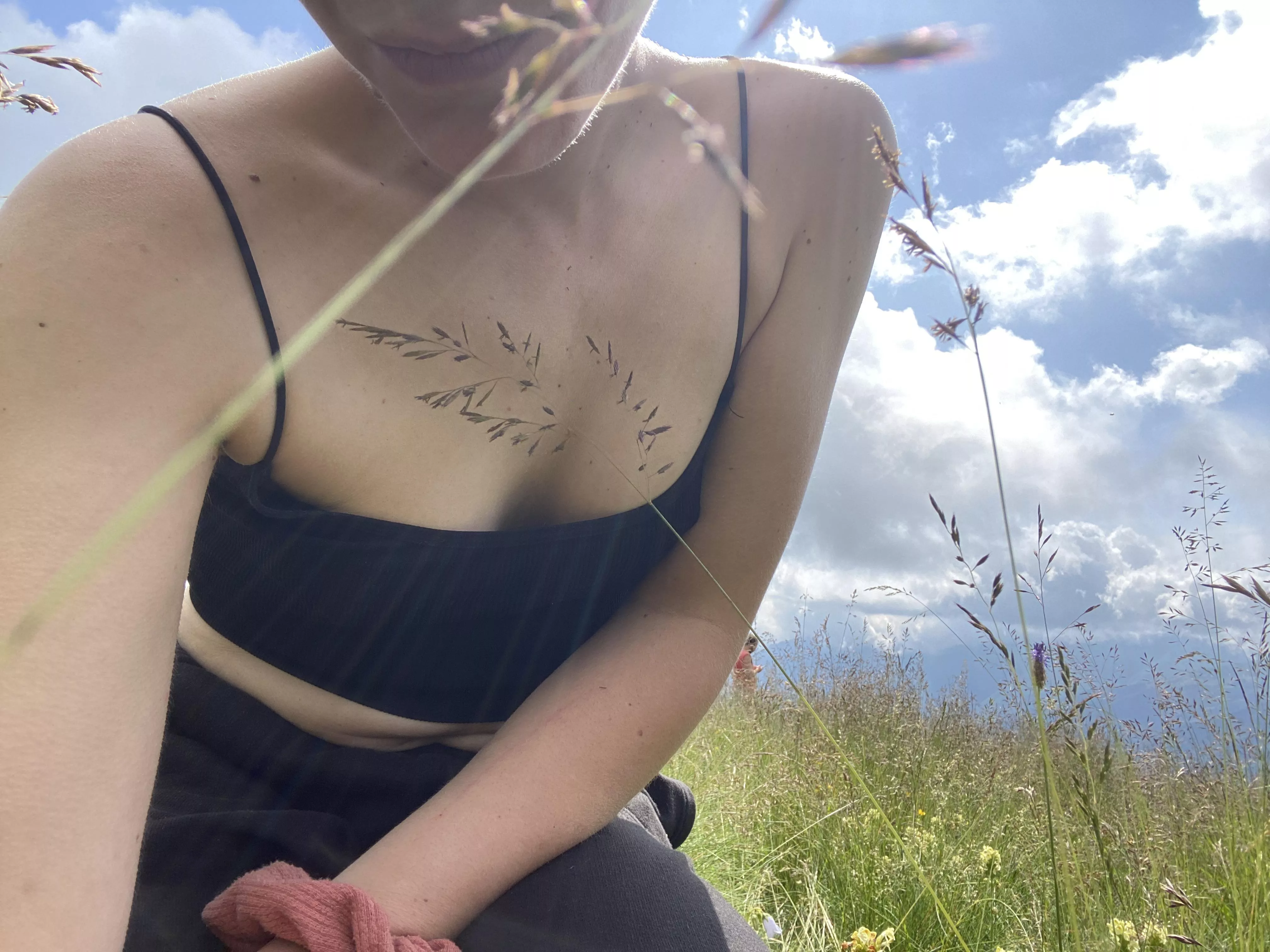 Feeling good to start the week [f] posted by Thesquitties