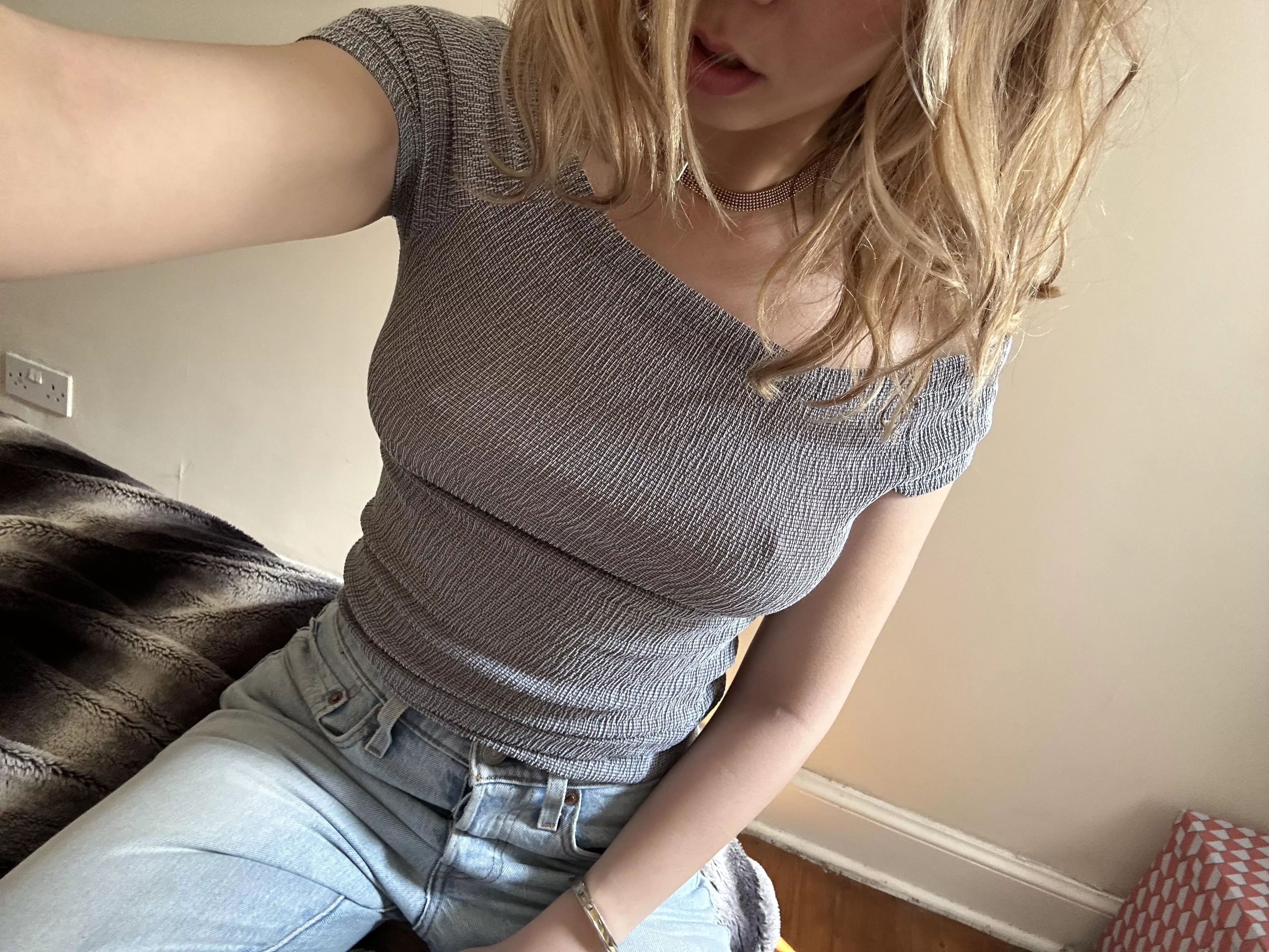 Going to my neighbors party braless posted by Arfierce