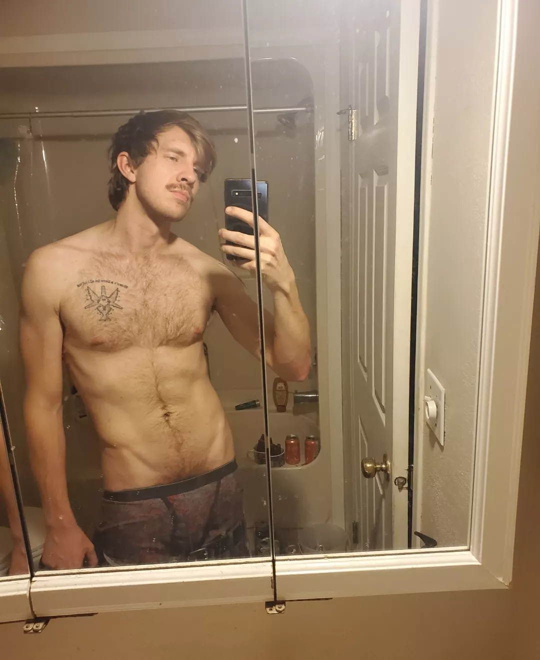 Good night 😴 😘 posted by thewullybully