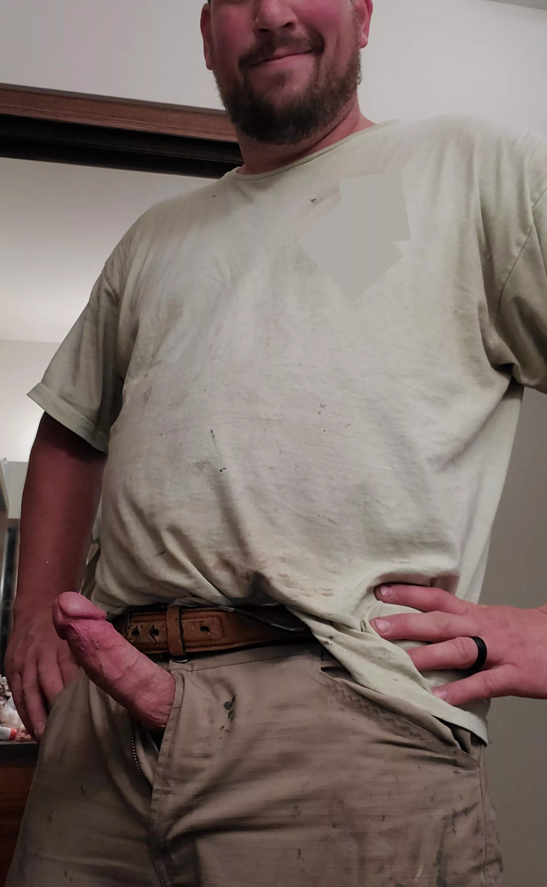 Help this tradesman with a rundown after a hard day's work? posted by IdHITit6969