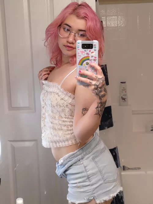 I think this top is so dainty and cute 💗 by RainbowValentine