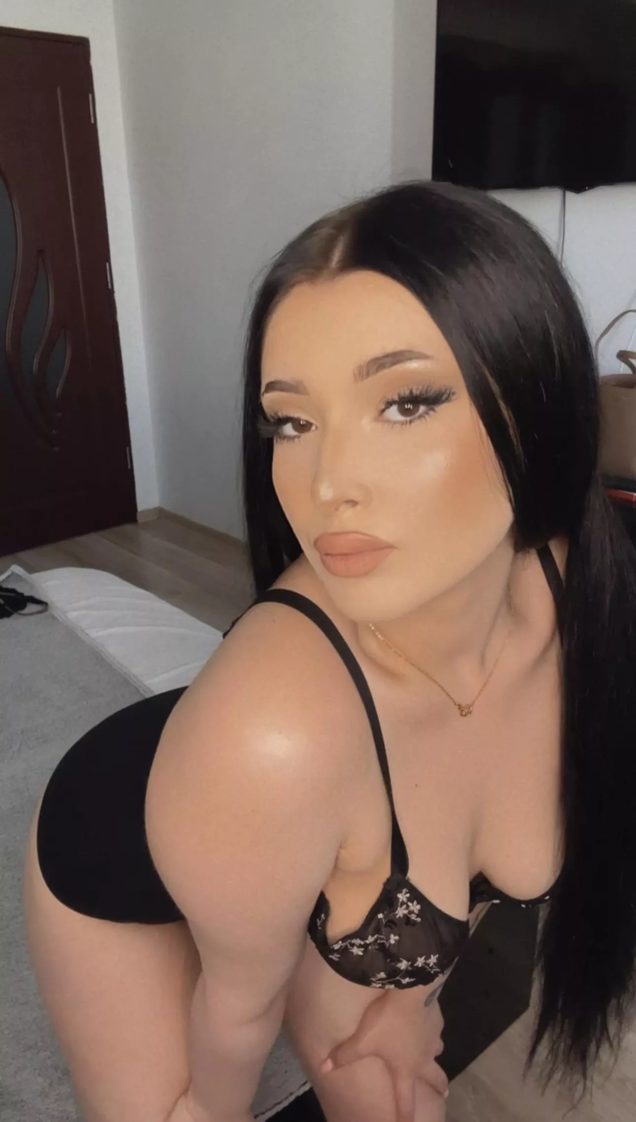 just an an innocent angelic brunette posted by WhichFaithlessnesss