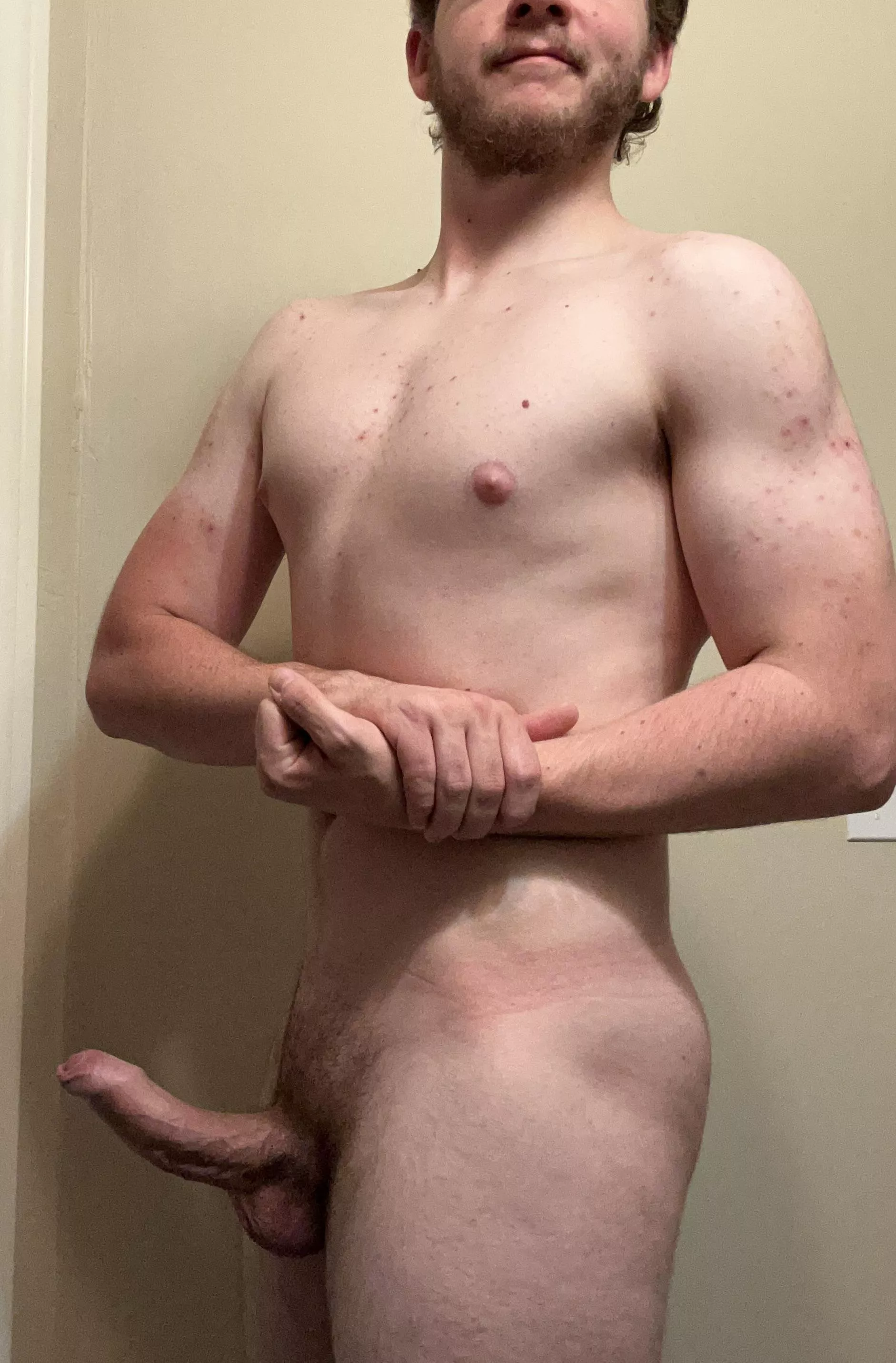 Just doing a little flexin’ posted by henrycavillsdick