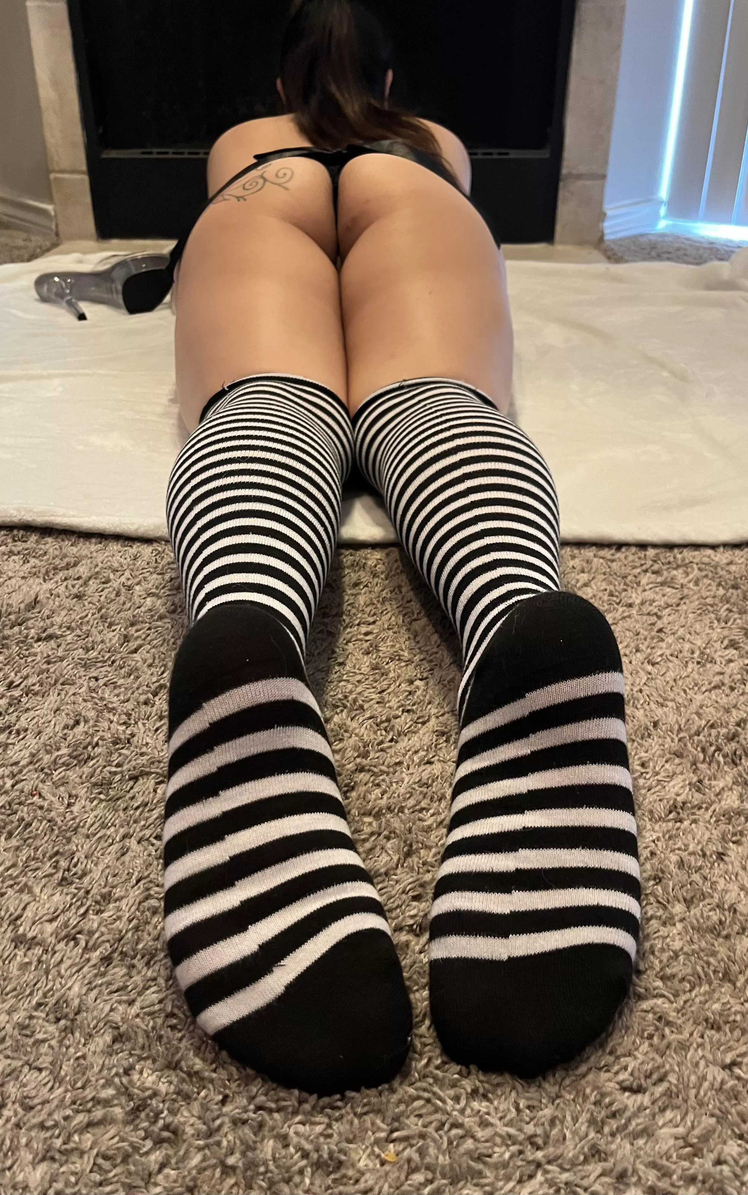 Knee high stripes posted by Lollipoptoes22