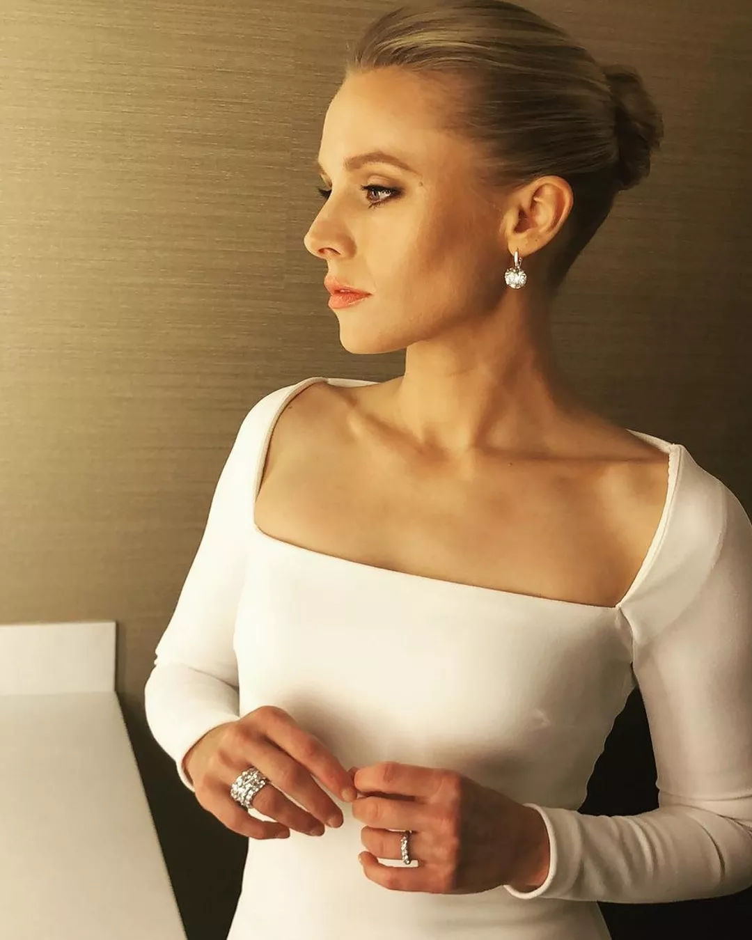 Kristen Bell posted by Multiplyfortify