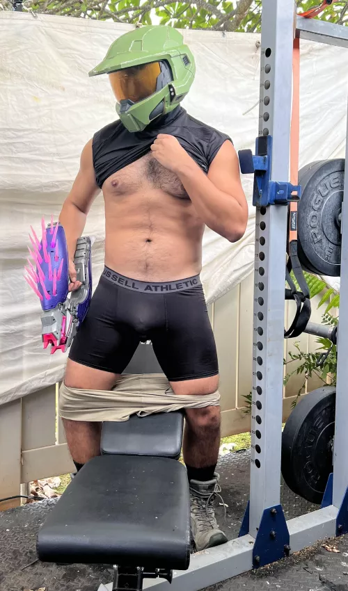 Master Chief is ready to blow by homogymbro
