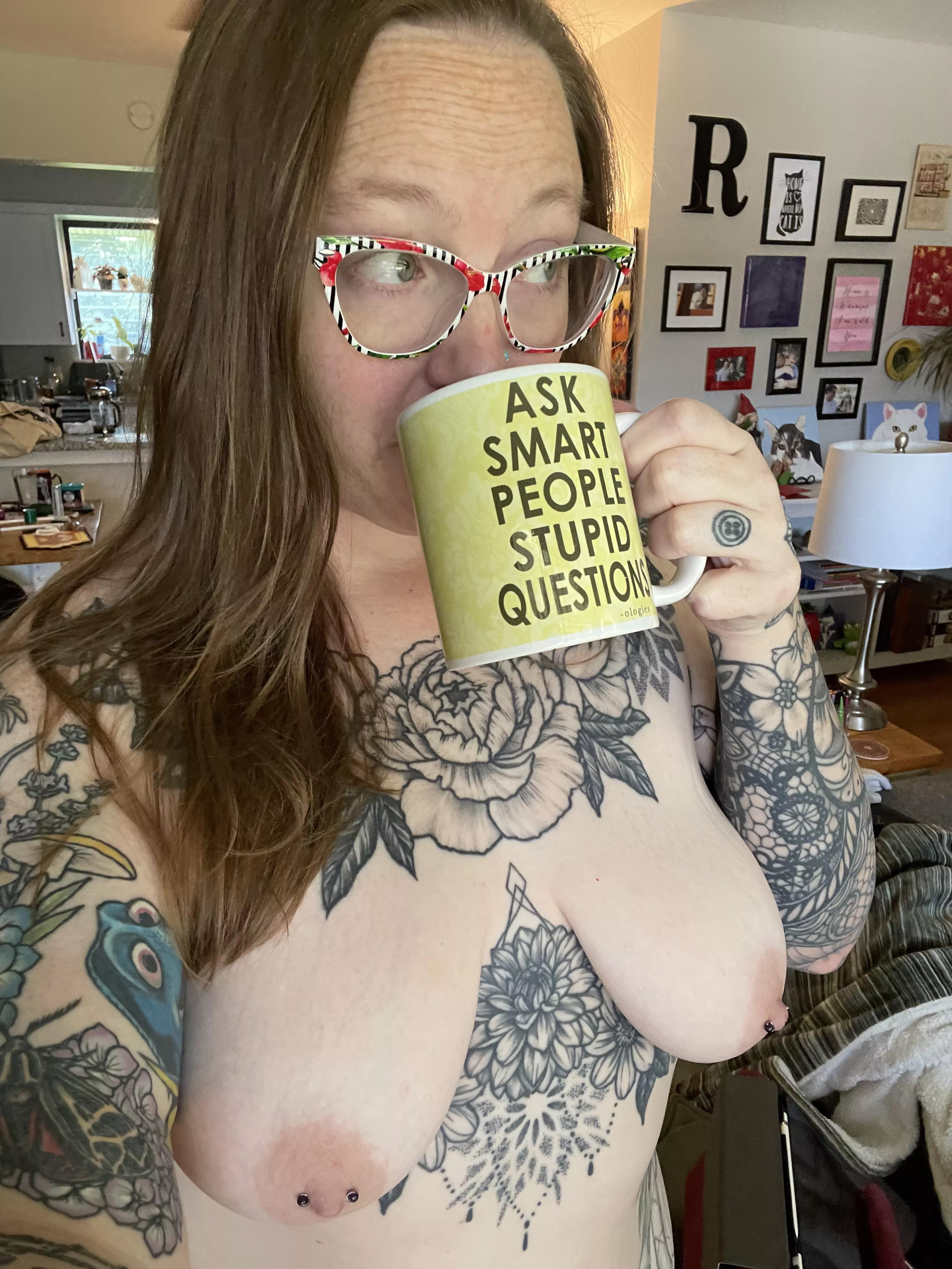 Morning! posted by thesentientdaffodil