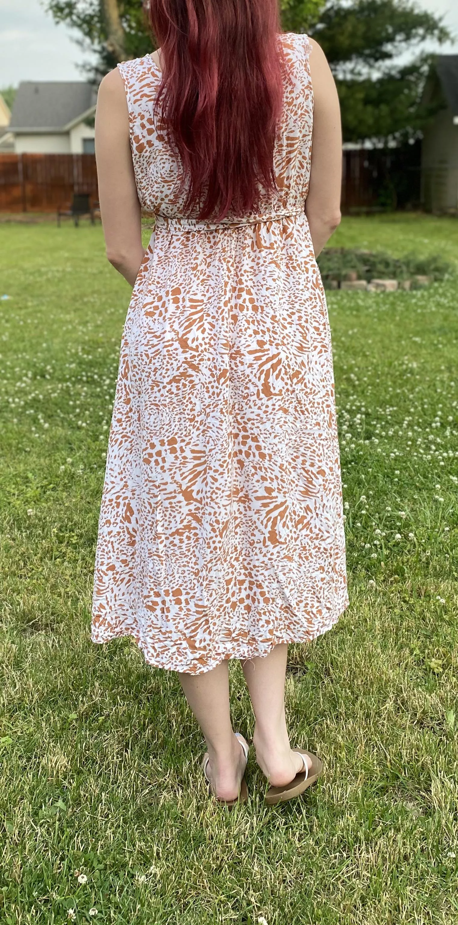 My home and garden are my happy places 😏 posted by lukeandlexi