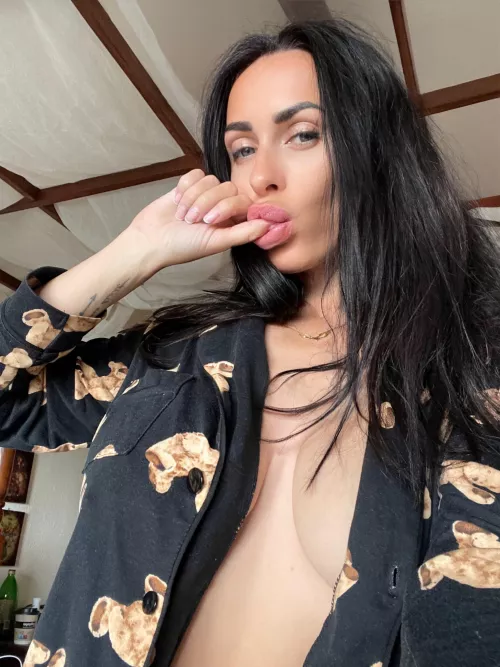 mysterious photo, do you think so too? by ana_50shades