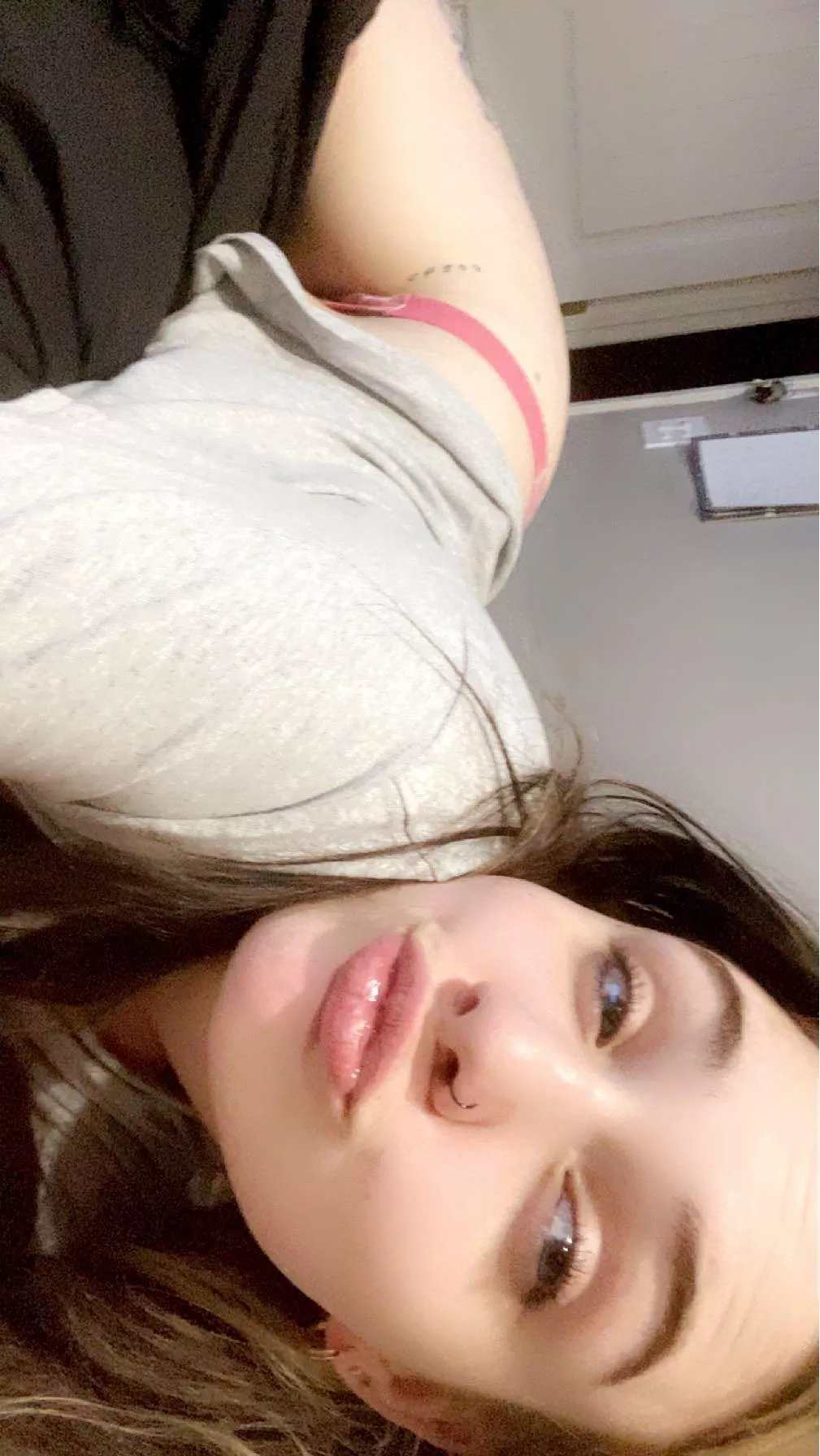 ofc i’m a white girl a booty posted by onlyfans-babee