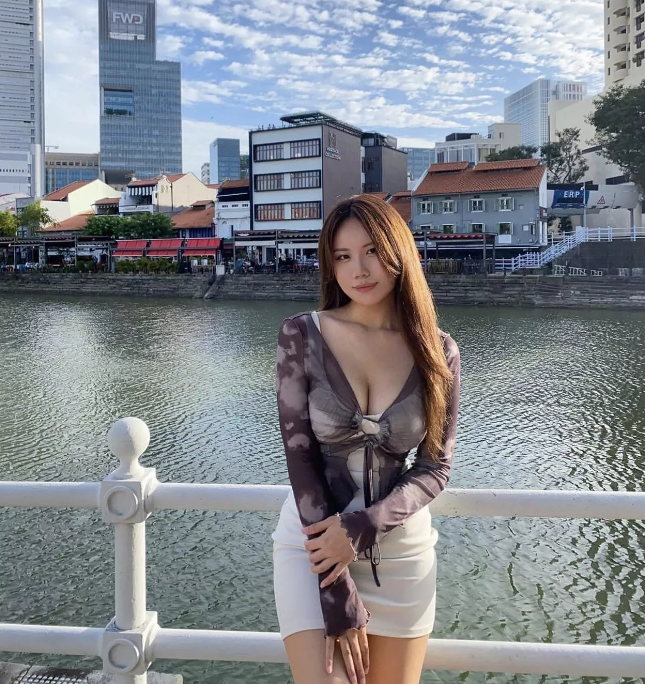 Only one thing to look at posted by CaptainUndie