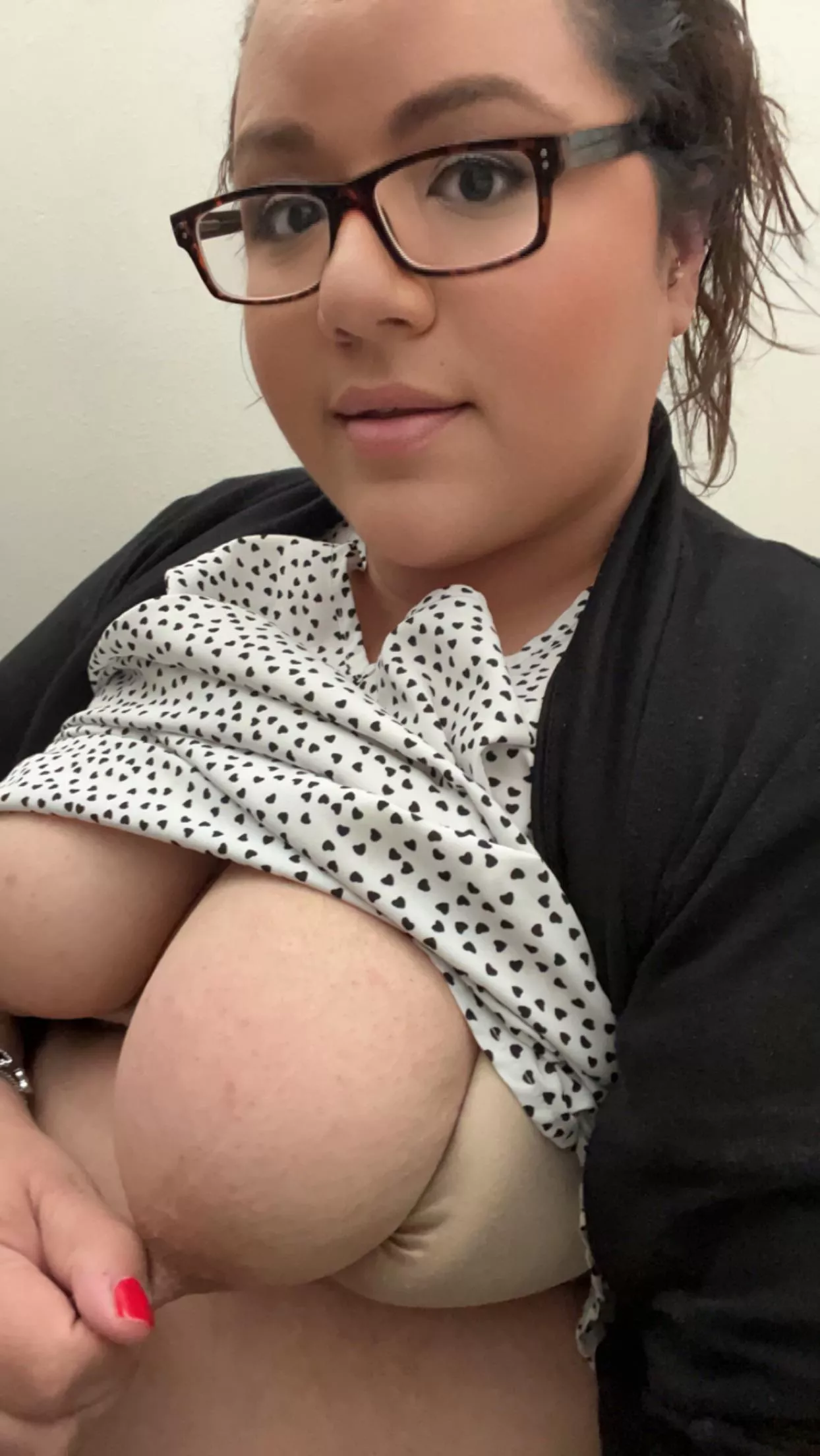 Sometimes you just need a little tug at work posted by nmbbwhotwife
