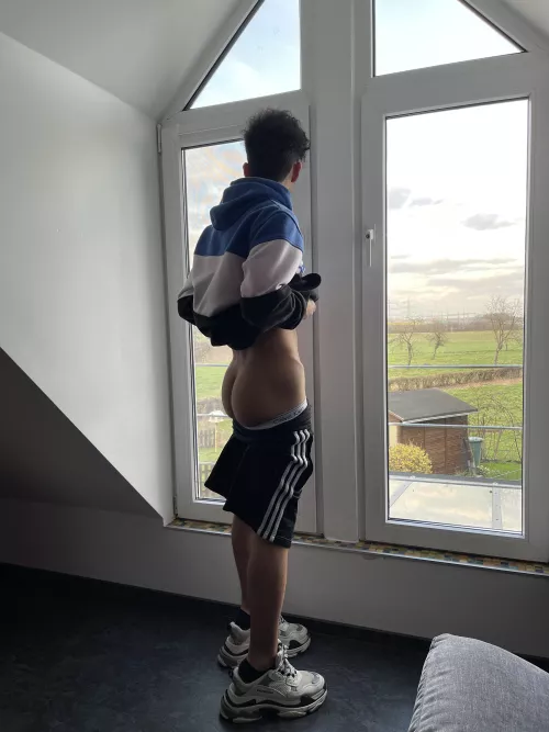 Spank it bby 👀🤭 by Important_Builder373