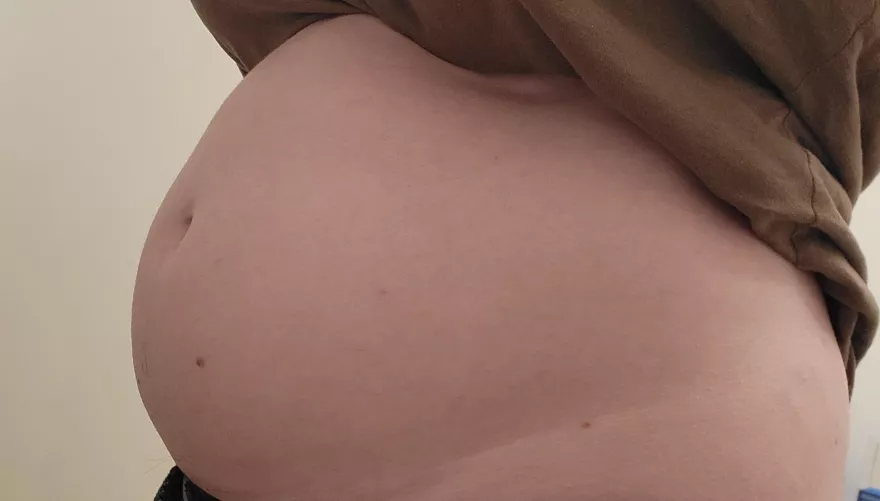 Special thanks to my friends for keeping me well fed the last few days. Here's a photo from one of my sponsored stuffings by small_belly97