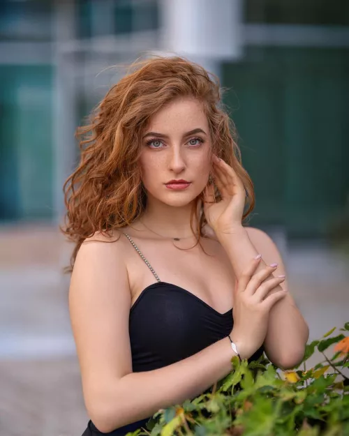 Stunning by HonestRunner