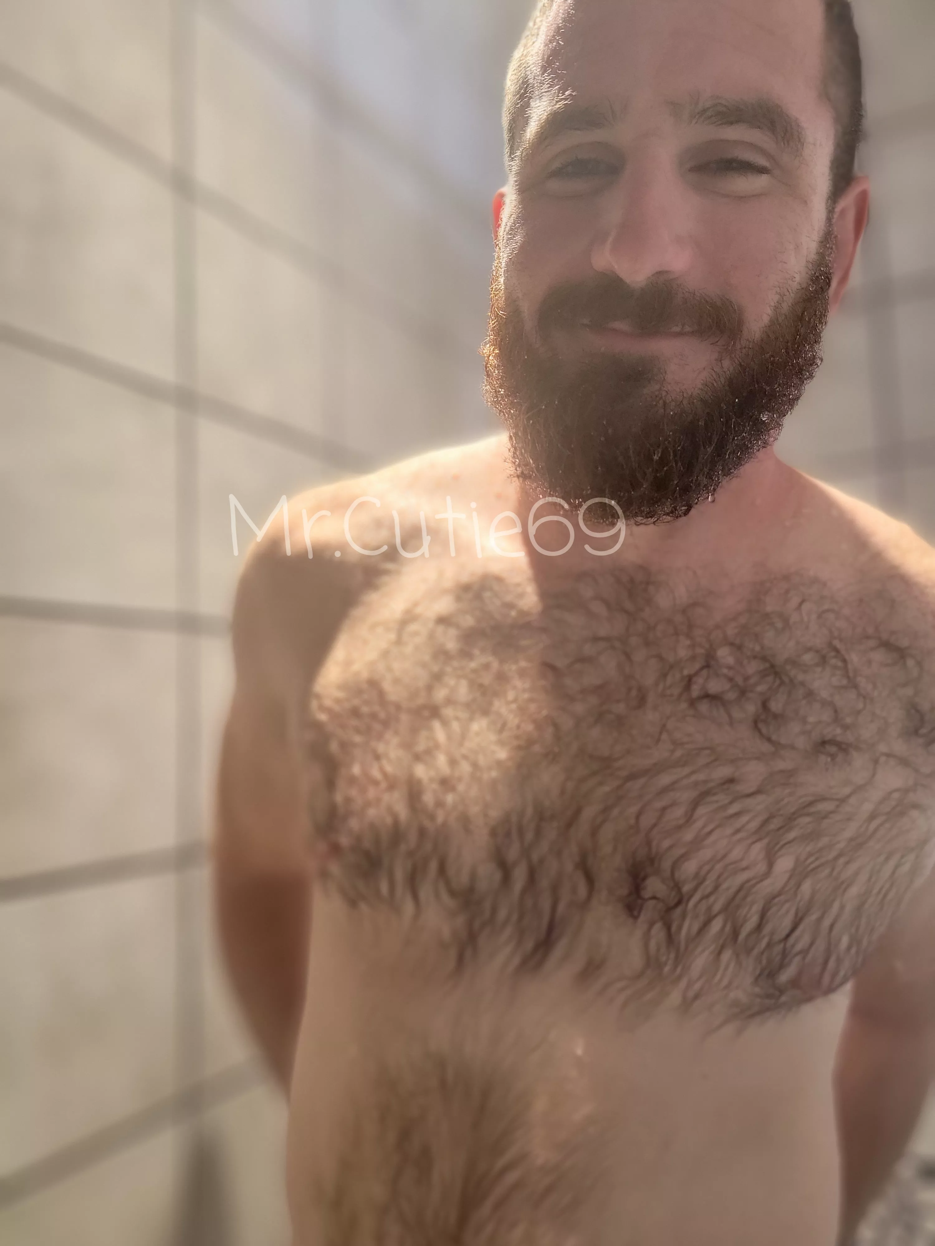 Who likes a wet, hairy chest? 🤤 posted by Mrcutie69