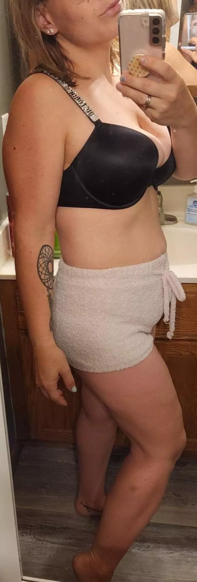 Who wants to play? 😘 posted by Own-Sea920