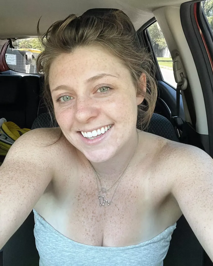 You can see my tan lines by creepyt0es