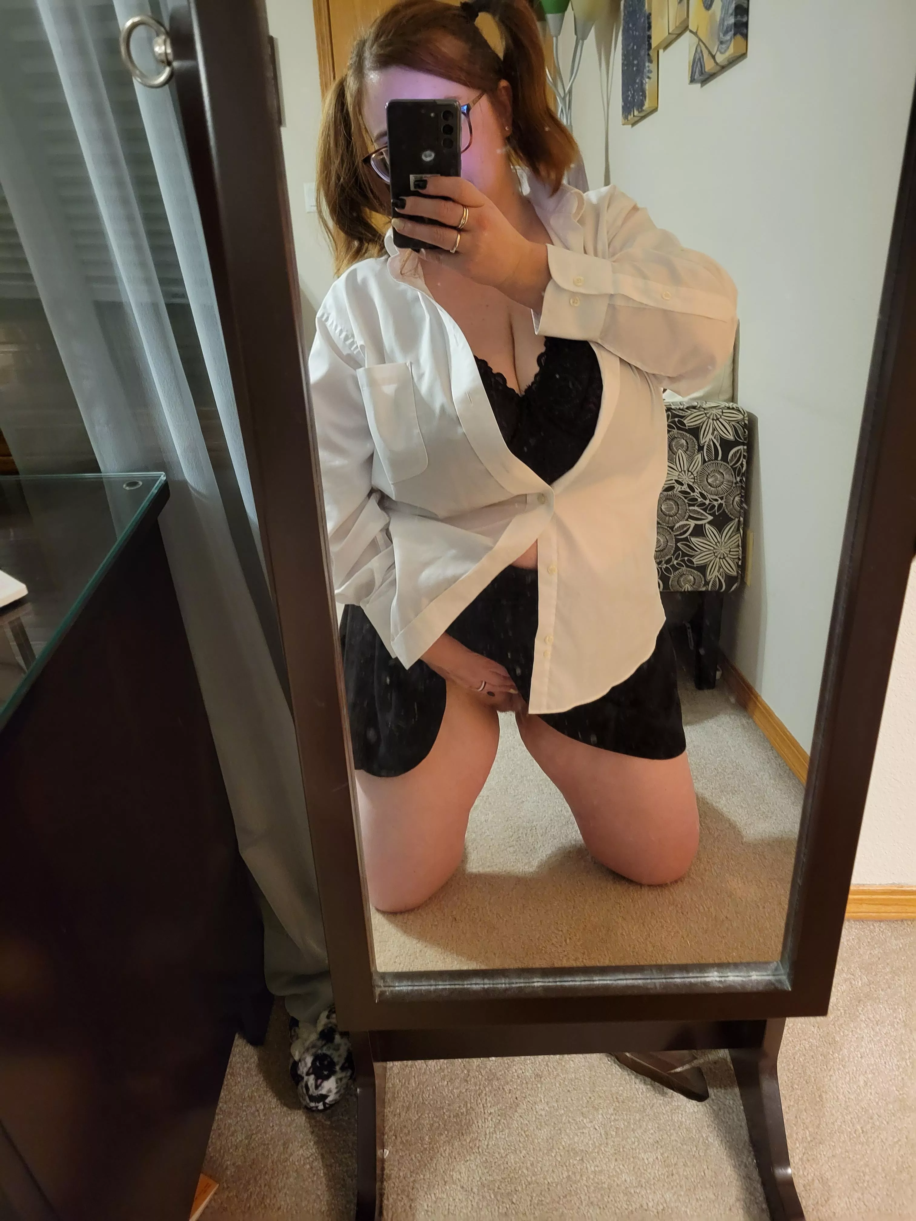 Your little girl is waiting ⏳️ posted by flowerfieldstate