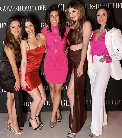 Bougie Beauties by Sad_Formal_2223