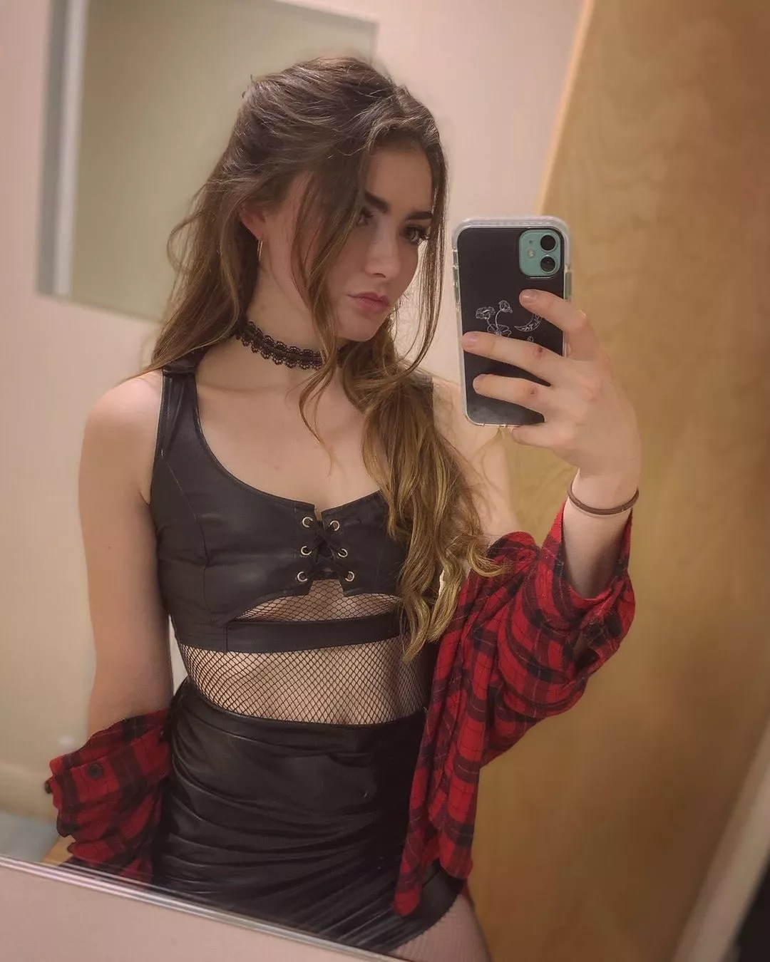 Choker means one thing posted by Opposite_Coach2694