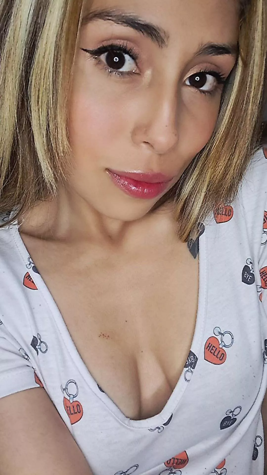 Eyes are up here [F] posted by mcamilove